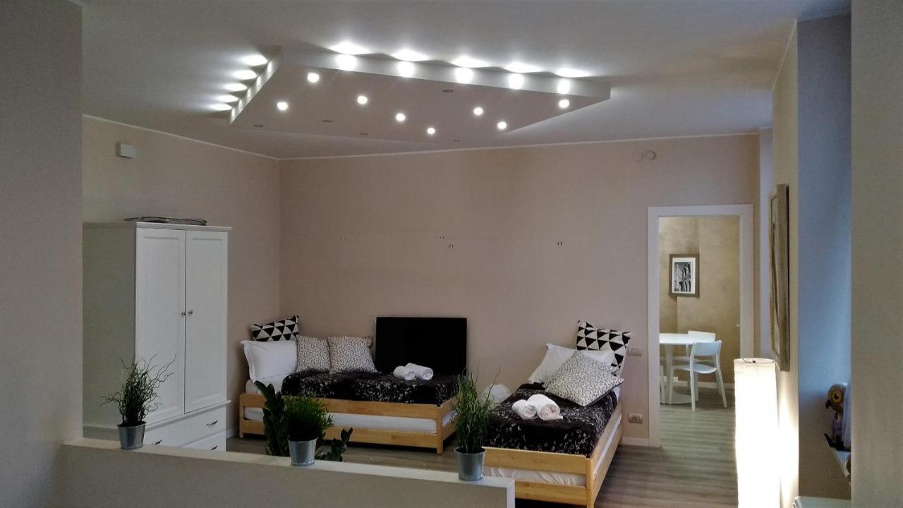 Marconi Rooms Loggia Delle Erbe เวโรนา ภายนอก รูปภาพ