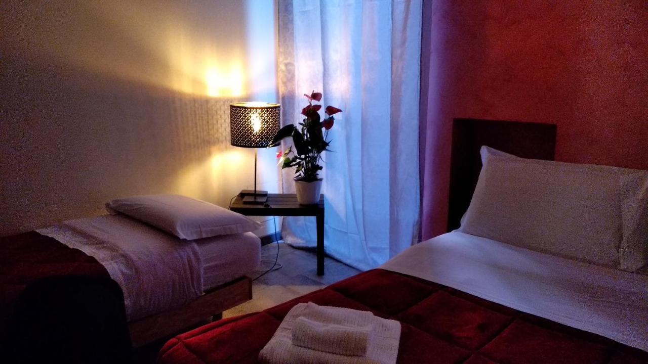Marconi Rooms Loggia Delle Erbe เวโรนา ภายนอก รูปภาพ